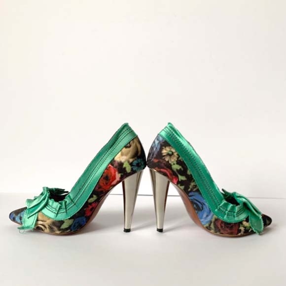 LANVIN x H&M GREEN FLORAL PUMP SATIN BOW - Picture 8 of 10